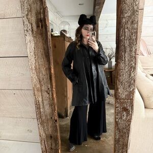 Vintage soft supple lambskin black leather button down oversized swing jacket